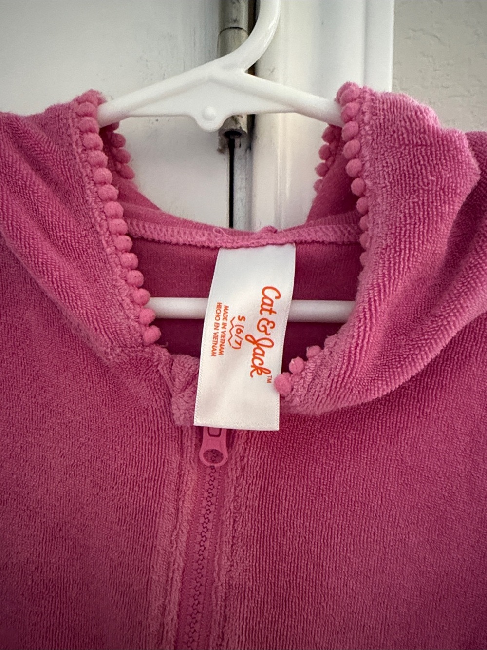 Cat & Jack Girls' Pink Hooded Tiered Terry Cover Up Size Small (6/7) - Picture 2 of 3